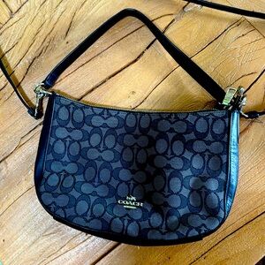 Coach Handbag- Beautiful!